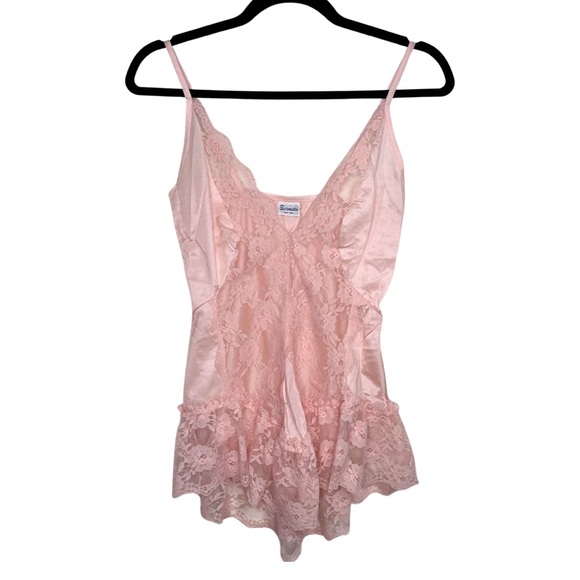 Vintage 60s Bernette New York Pink Lace Skater Chemise - Picture 2 of 6